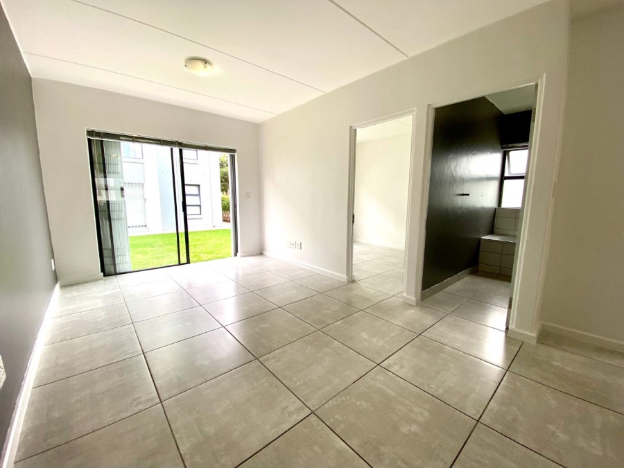 2 Bedroom Property for Sale in Aan de Wijnlanden Western Cape